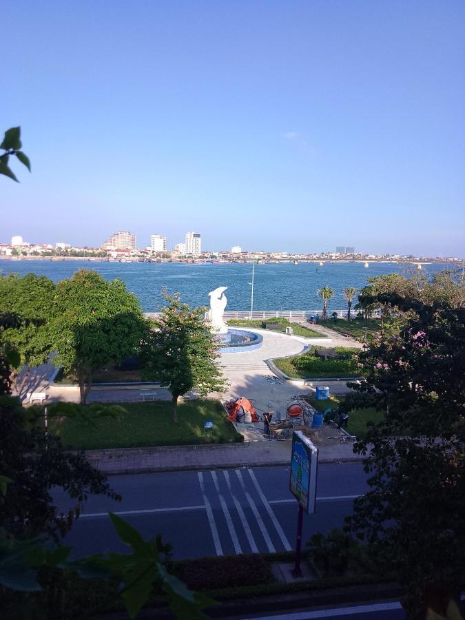 Nha Nghi Hang Nga Ðồng Hới Buitenkant foto