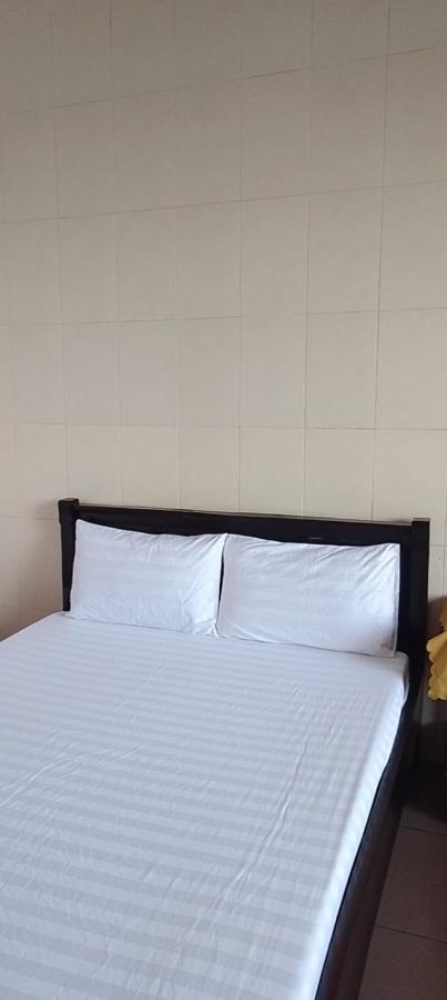 Nha Nghi Hang Nga Ðồng Hới Buitenkant foto