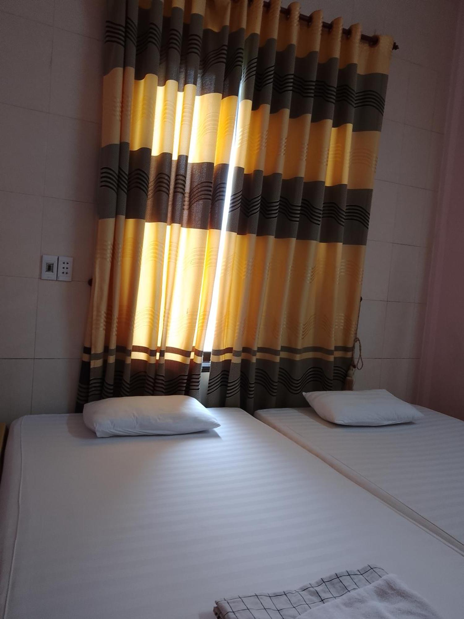 Nha Nghi Hang Nga Ðồng Hới Buitenkant foto