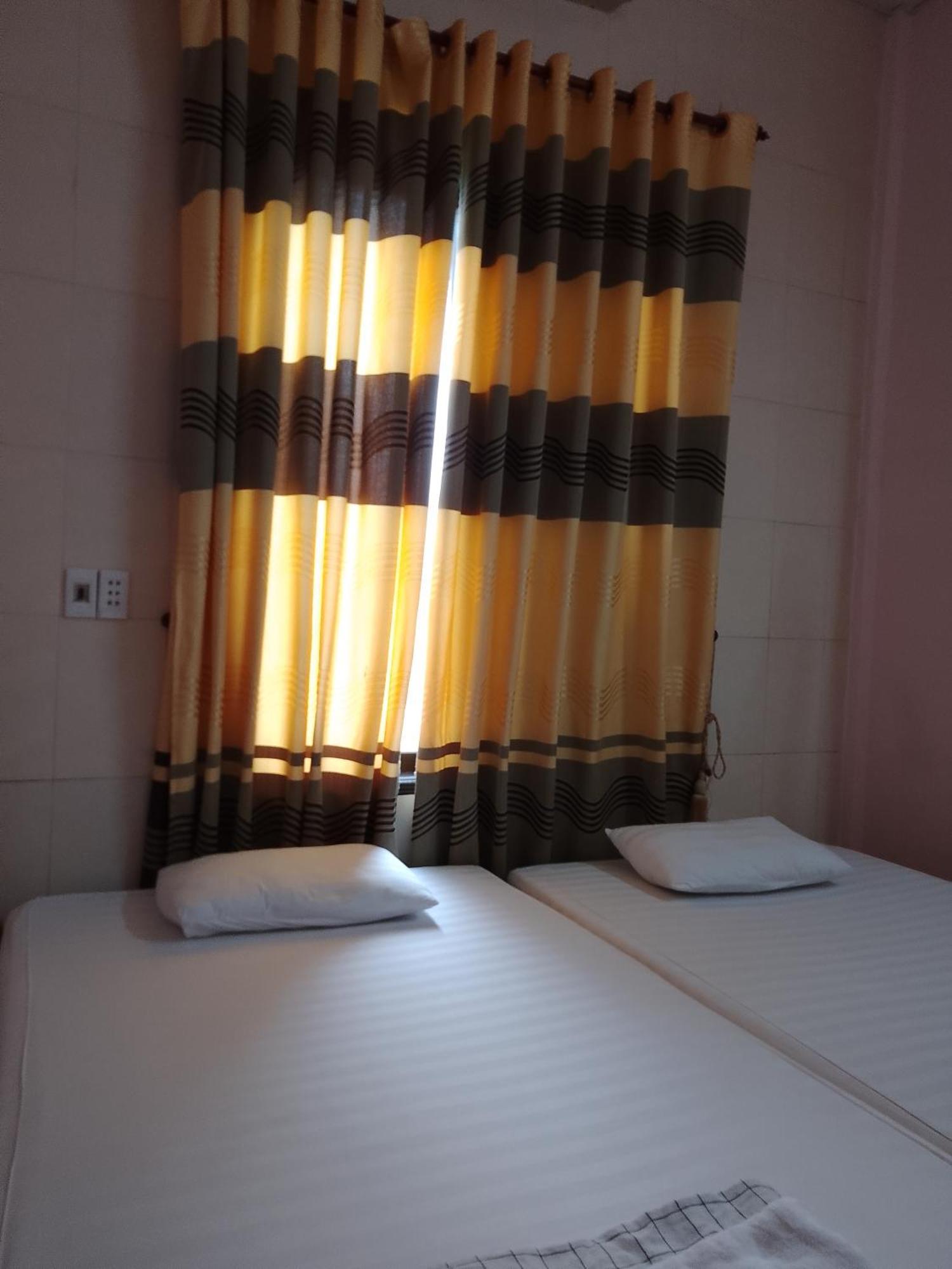 Nha Nghi Hang Nga Ðồng Hới Buitenkant foto