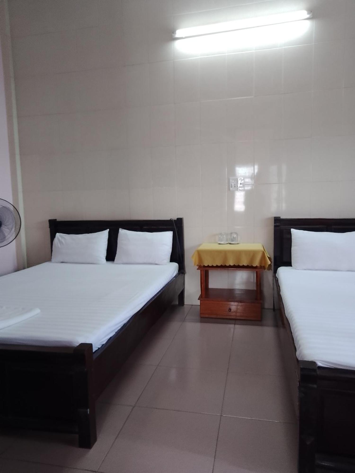 Nha Nghi Hang Nga Ðồng Hới Buitenkant foto